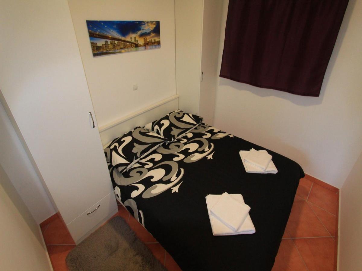 Apartments Nero Novi Vinodolski Extérieur photo